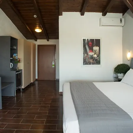 Coral Blue Hotel 3*