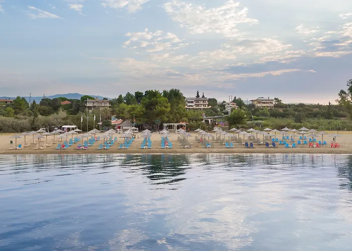 Coral Blue Отель 3*