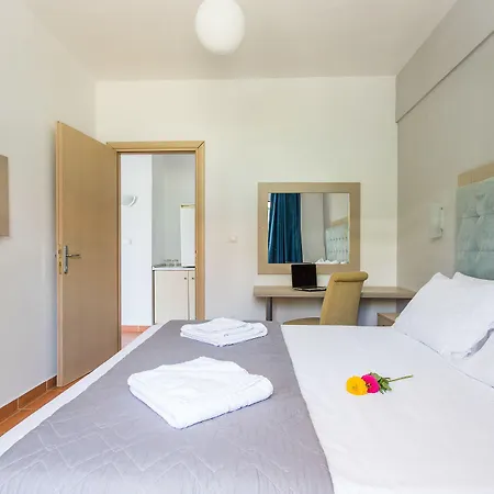 Coral Blue Hotel 3*